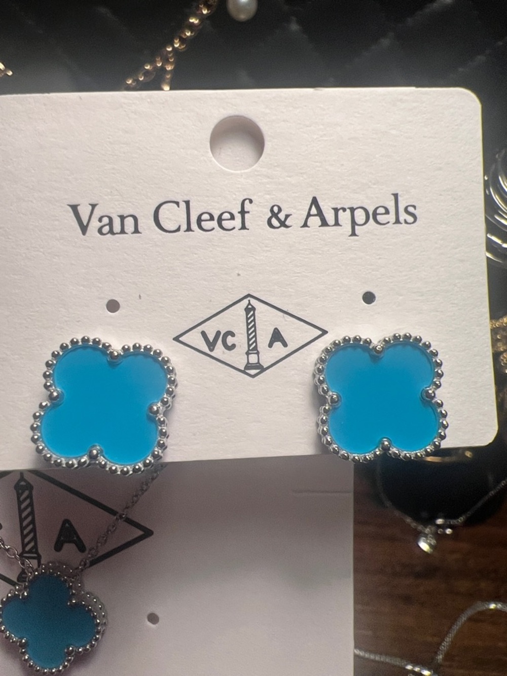 Turquoise Four-Leaf Necklace and Stud Earrings - Picture 2 of 8